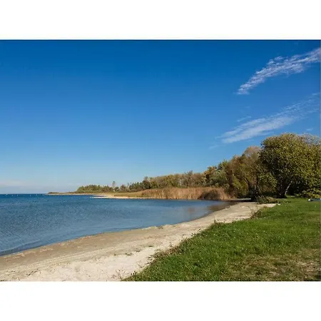 Amselgruen Modern Retreat 4*